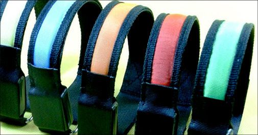 Bliv set i mørket på løbeturen, når du cykler, lufter hund mm... 