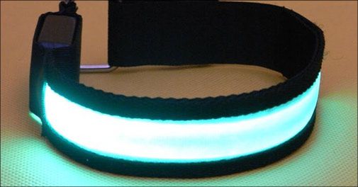 Bliv set i mørket på løbeturen, når du cykler, lufter hund mm... 