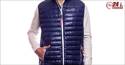 Hold varmen i en flot og farverig vest!