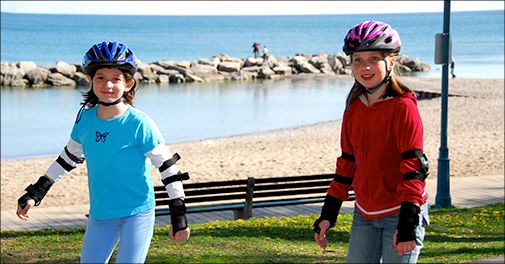 Klik-på rulleskøjter med LED-lys til de sejeste drenge og piger.. 