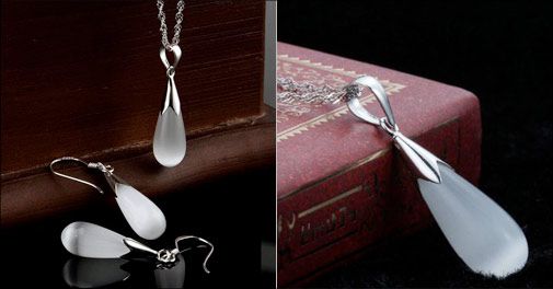 Vi kvinder har behov for et smukt smykkesæt!