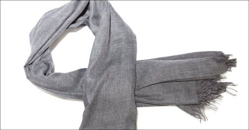 Lækre kvalitetstørklæder fuldender looket og holder dig varm