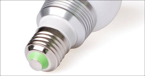 SPAR penge på din elregning med smart mangefarvet pære.