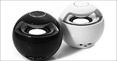 Bluetooth højtaler fra ongadgets.dk, vælg ml. hvid og sort, værdi kr. 529,-