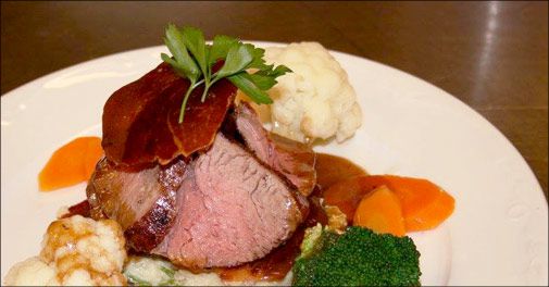 Tag på et dejligt ophold på populære Reersø Kro