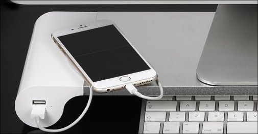 Få en bedre arbejdshøjde for din skærm - og mere plads på bordet.. 