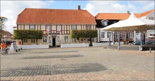 Overnat skønt på et af Danmarks ældste hoteller - Hotel Ringkøbing