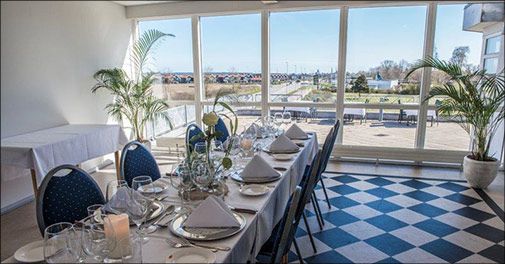 Overnat skønt ved havn og gode badestrande - Hotel Juelsminde Strand