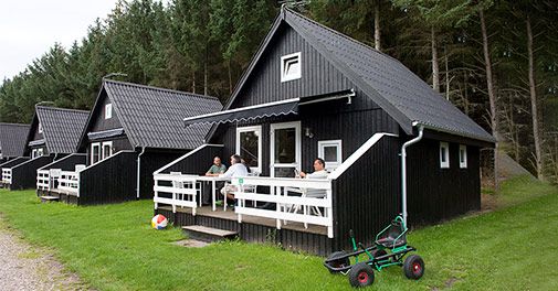 Tag på skøn miniferie på Dokkedal Camping - tæt på strand og skov