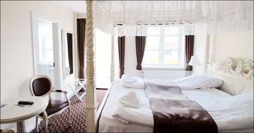 Nyd en skøn cocktail i Skønne Skagen på Foldens Hotel, Se det dejlige ophold her.. 