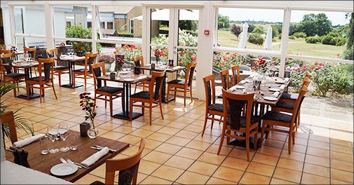 Trænger I til lidt luksus ♥ Lækkert ophold på Hotel Præstekilde med middag og vin..  