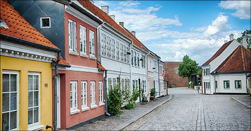 Går turen til Odense er Næsbylund Kro & Hotel en skøn base for jeres ophold!