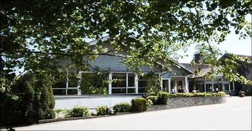 Pragtfulde omgivelser: Nyd et skønt ophold på Hotel Skanderborghus beliggende i Dyrehaven ved sø og skov!