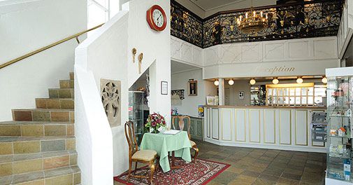 Lækker mad, hygge og dejlige omgivelser - Velkommen til et skønt ophold på Hjallerup Kro i Nordjylland!