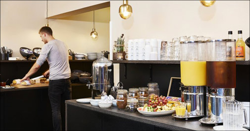 Ophold for 2 inkl. middag, vin mm.  