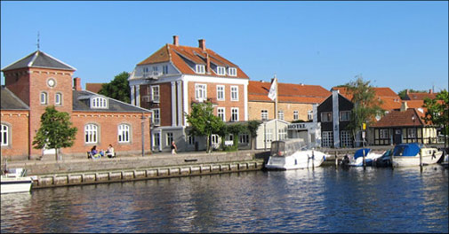 Dejlig dansk miniferie for 2.. 