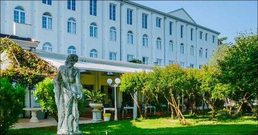 Wellnessophold i Italien med spa og morgenmad for 2