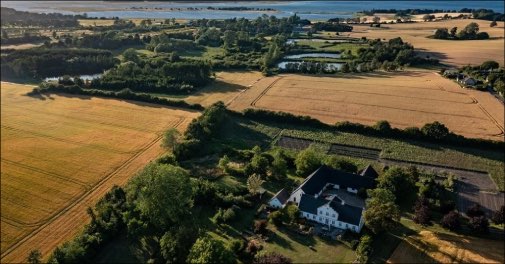 Idyllisk ophold tæt på natur, skov og strand