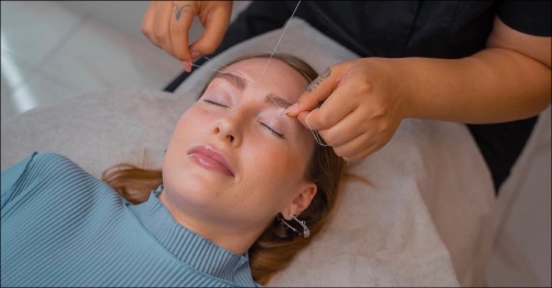 Face Smooth hårfjerning i ansigtet inkl brynretning